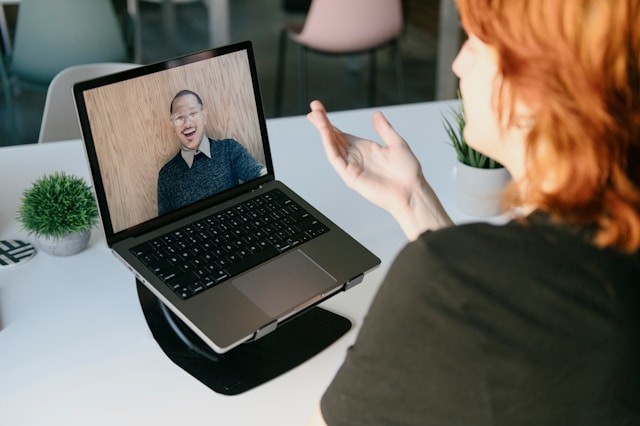 how to make money as a life coach