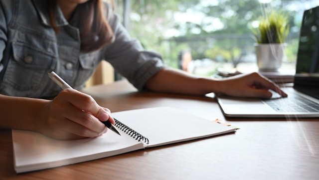 how to start your own tutoring business