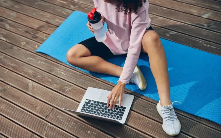 how to start an online fitness business